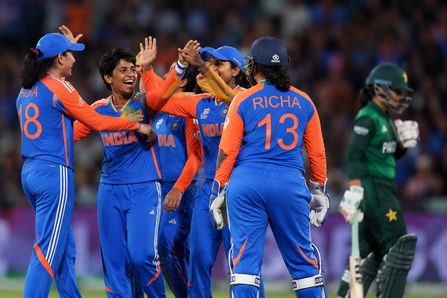 🏏🔥 Women’s T20 World Cup 2026 ‘ਚ ਭਾਰਤ ਦਾ ਧਮਾਕੇਦਾਰ ਆਗਾਜ਼! ਪਾਕਿਸਤਾਨ ਨੂੰ 64 ਦੌੜਾਂ ਨਾਲ ਰੌਂਦਿਆ, ਦੀਪਤੀ ਸ਼ਰਮਾ ਨੇ 5 ਵਿਕਟਾਂ ਲੈ ਕੇ ਰਚਿਆ ਇਤਿਹਾਸ 🇮🇳💥
